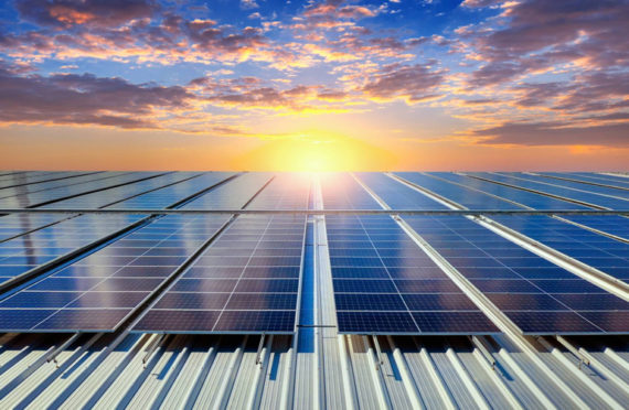 Panneaux solaires photovoltaïques 2024 : Tout ce que vous devez savoir pour passer à l’énergie propre